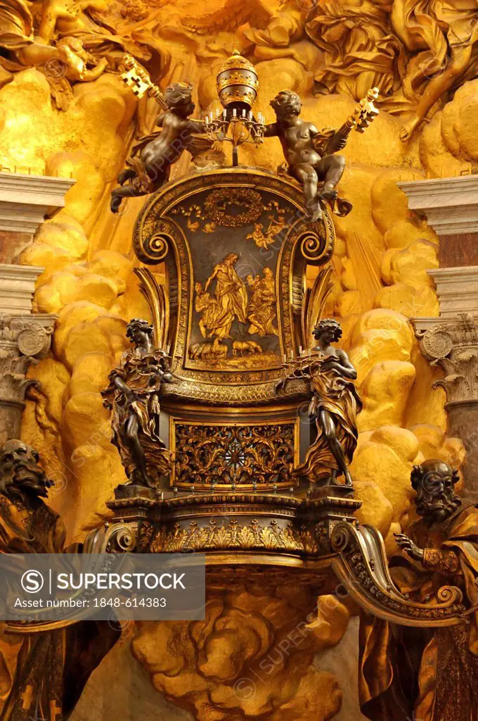 Cathedra Petri, Chair of Saint Peter by Bernini in the apse of St. Peter's Basilica, Vatican City, Rome, Lazio region, Italy, Europe