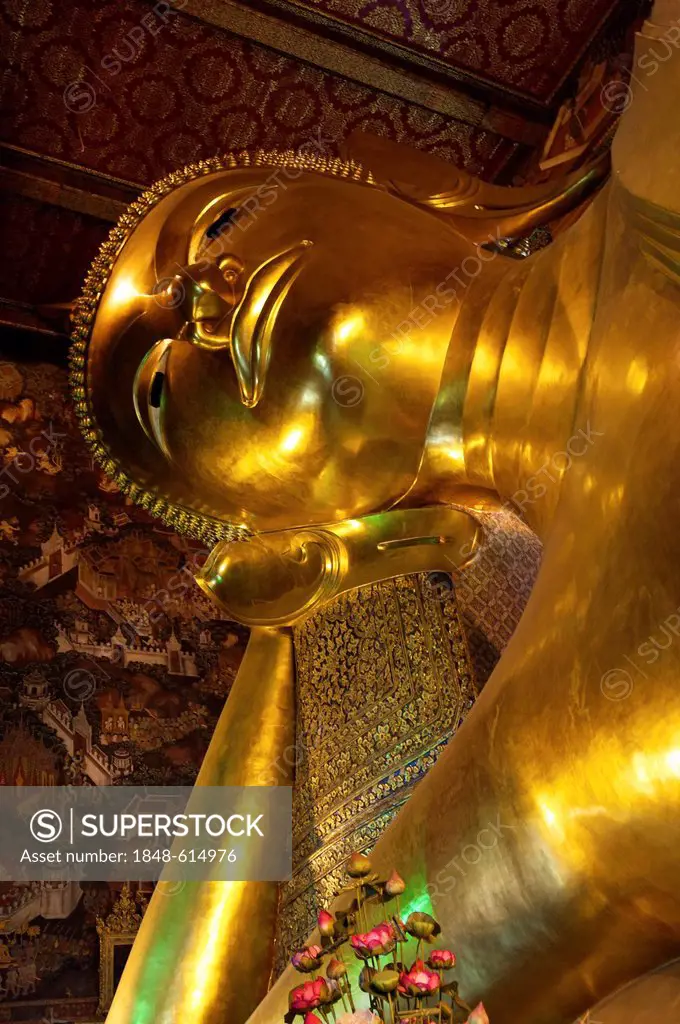 Reclining Buddha, Wat Pho, Wat Phra Chetuphon, Temple of the Reclining Buddha, Bangkok, Thailand, Asia