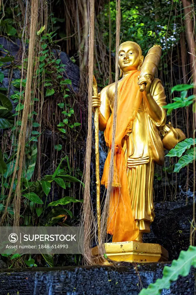 Golden statue, Phu Khao Thong, Golden Mount at Wat Saket, Bangkok, Thailand, Asia