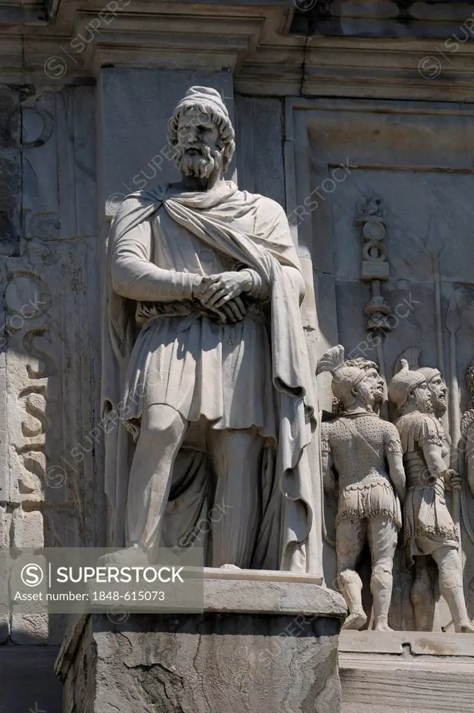 Statue on the Arch of Constantine, Rome, Italy, Europe