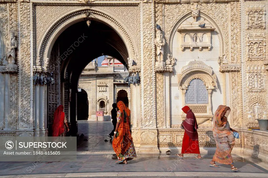 Entrance, Karni Mata Temple, Deshnok Temple or Rat Temple, Rajasthan, India, Asia