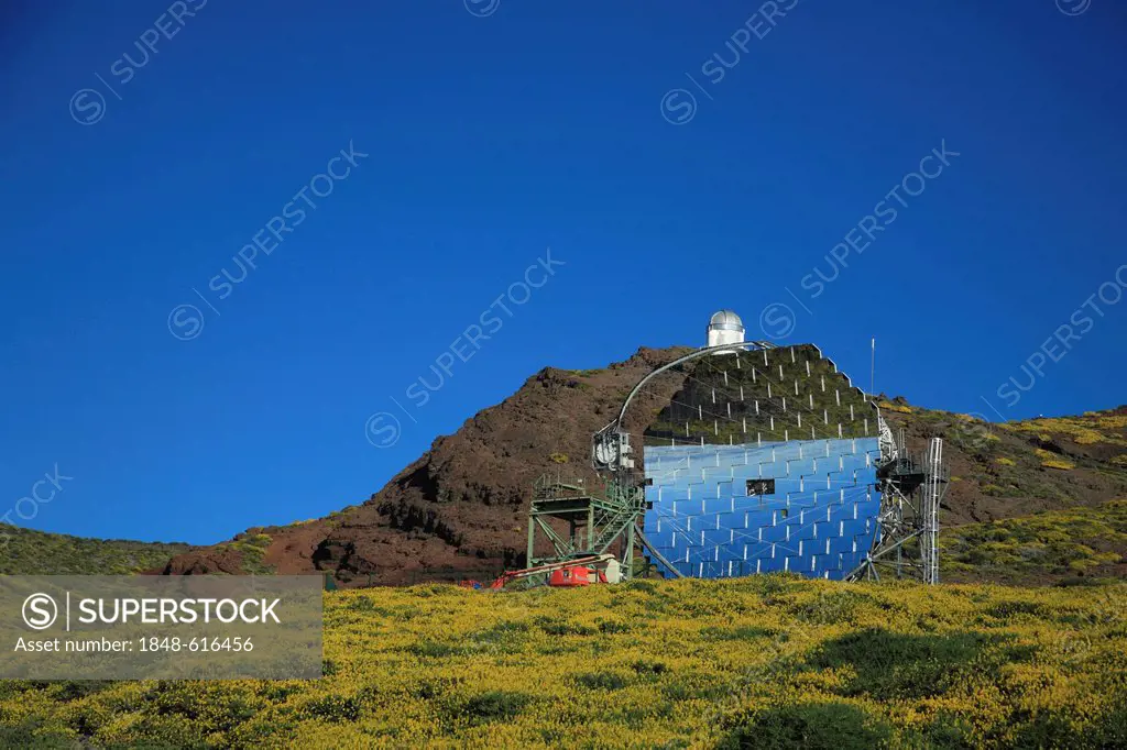 Reflecting telescope, astronomical observatory of the Roque de los Muchachos, La Palma, Canary Islands, Spain, Europe