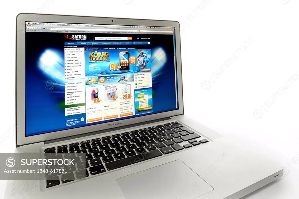 Saturn, chain of electronics stores, website displayed on the screen of an Apple MacBook Pro
