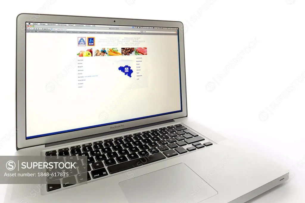 Aldi, food discounter, supermarket, website displayed on the screen of an Apple MacBook Pro