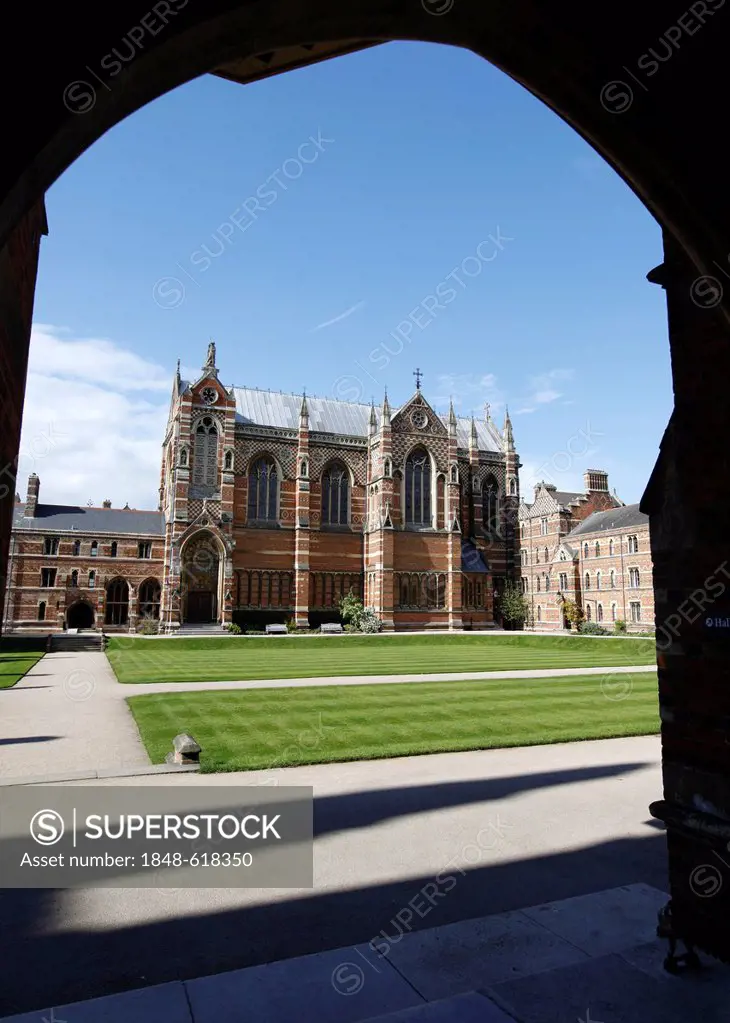 Campus of Keble College, one of 39 colleges, all of which are independent and together form the University of Oxford, Oxford, Oxfordshire, United King...