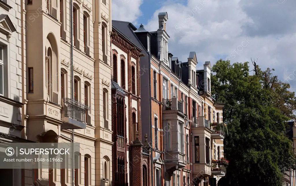 Row of houses, Schelfstadt district, Schwerin, Mecklenburg-Western Pomerania, Germany, Europe