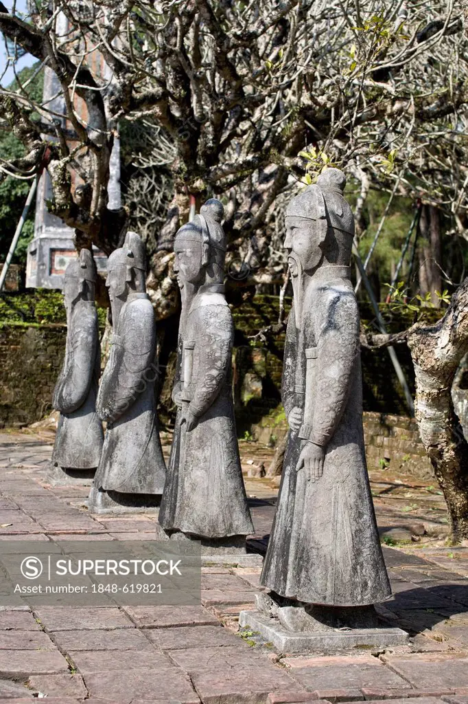 Statues, grave of Emperor Tu Duc, Hue, Vietnam, Southeast Asia, Asia