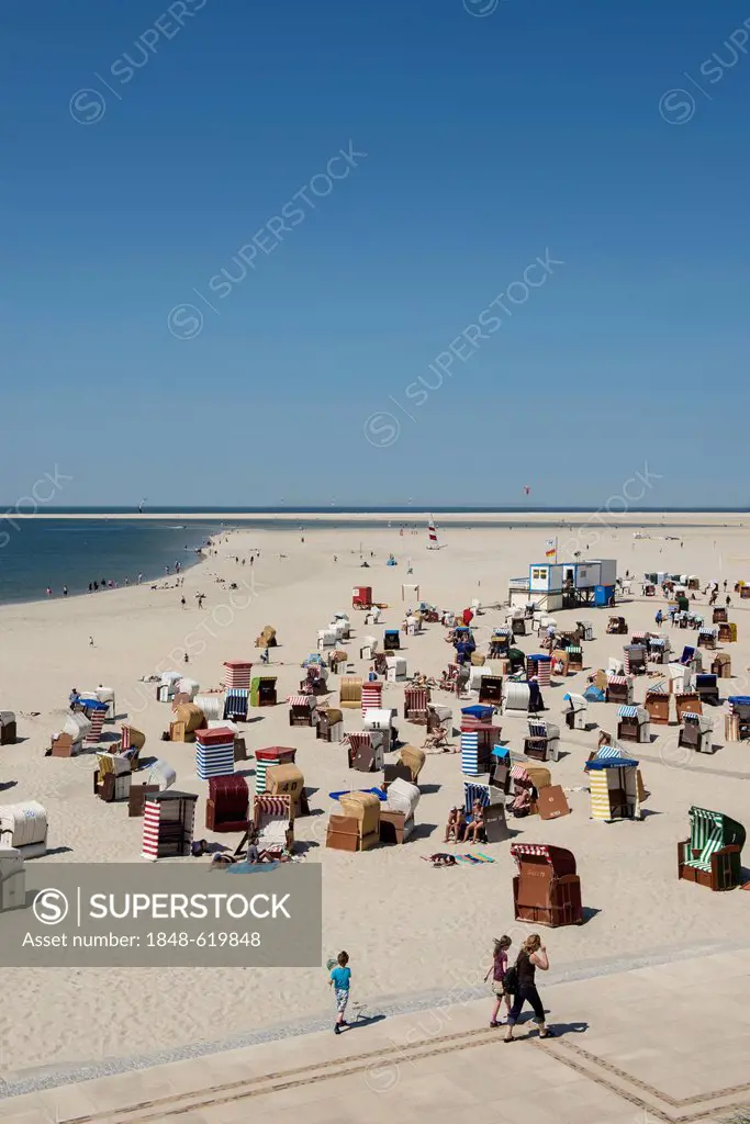 Overlooking the south beach of Borkum, Lower Saxony Wadden Sea National Park, East Frisia, Lower Saxony, Germany, Europe