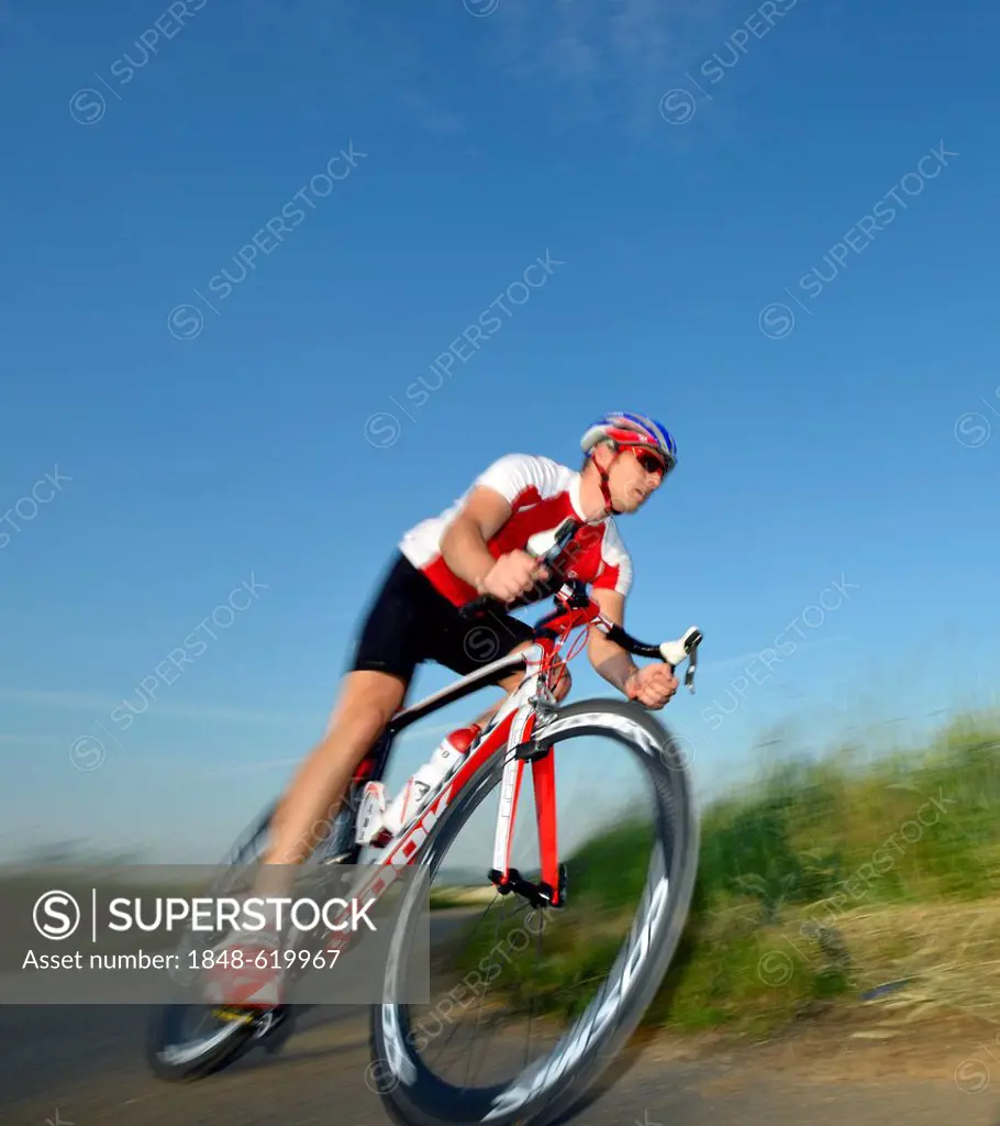 Cyclist, professional racing bike, Waiblingen, Baden-Wuerttemberg, Germany, Europe, PublicGround