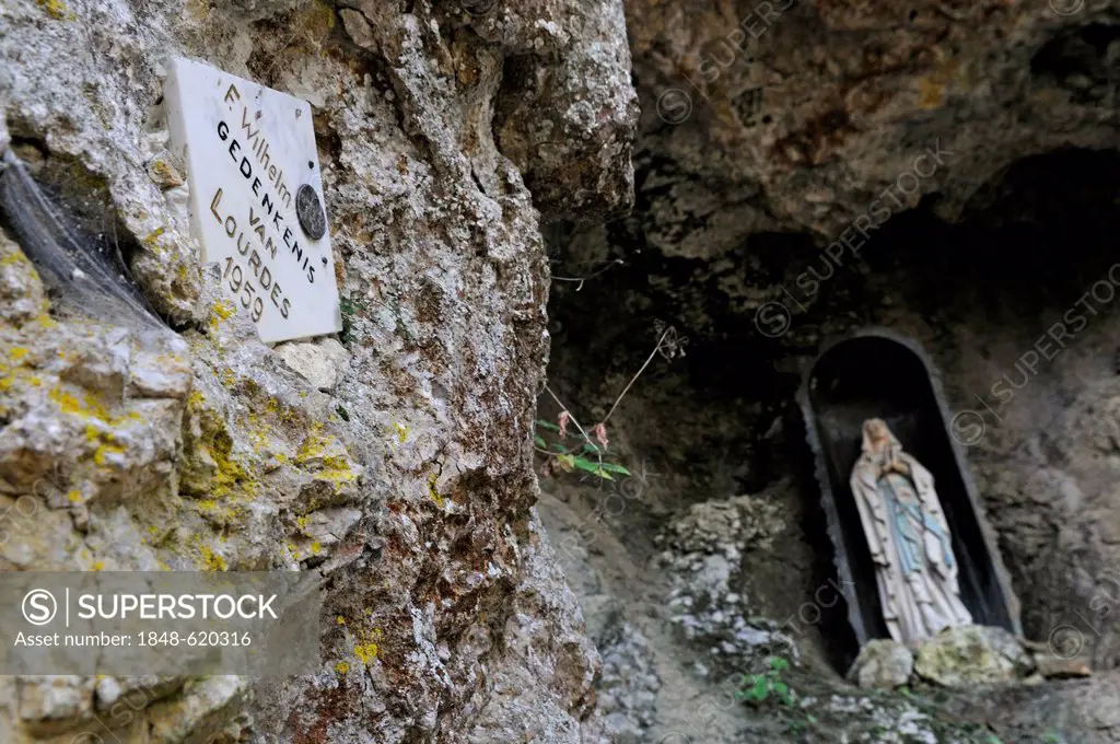 Madonna in the Lourdes Grotto, Niederkaiser saddle, St. Johann, Tyrol, Austria, Europe