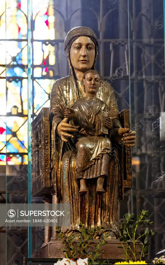 Seated statue of the Virgin Mary, called Notre Dame des Fers, 12th century, Notre Dame, Romanesque church, Orcival, Puy de Dome, France, Europe