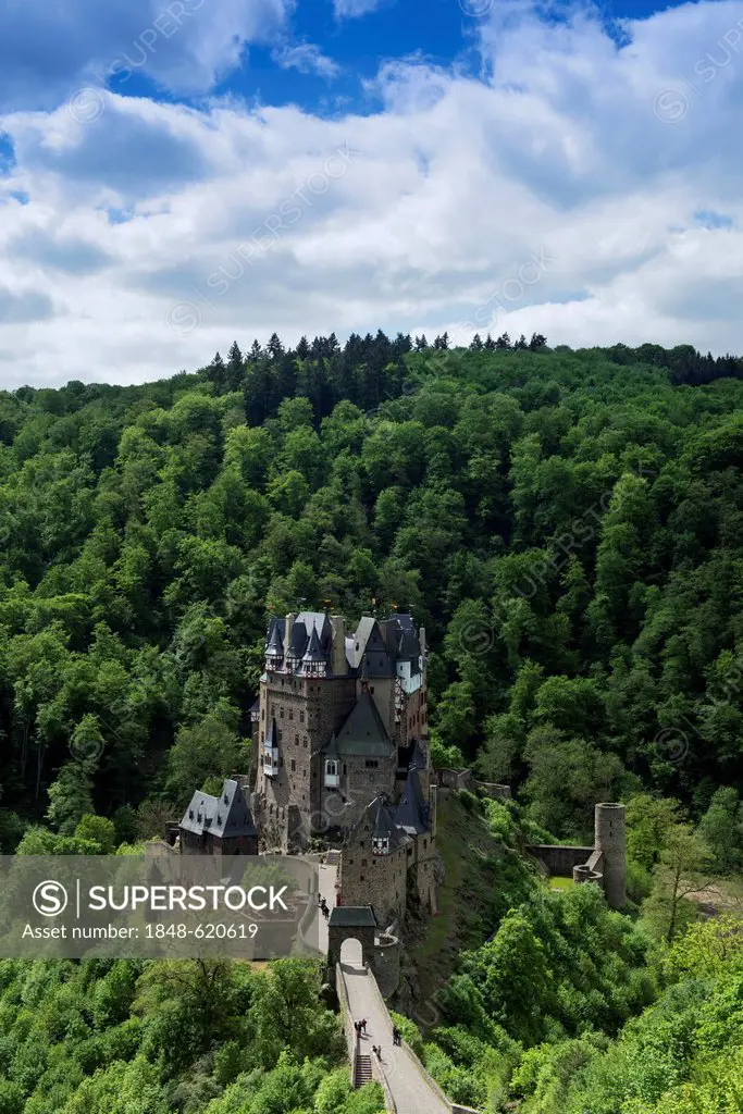 Burg Eltz Castle, hilltop castle from the 12th Century, Wierschem, Eifel, Rhineland-Palatinate, Germany, Europe