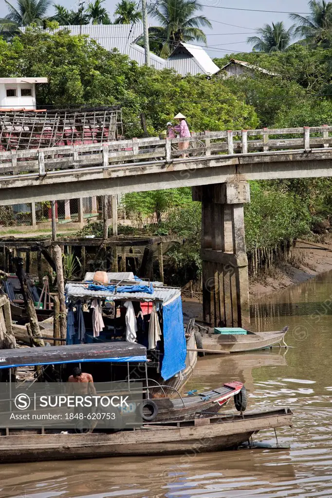 Modern bridge in the Mekong Delta, South Vietnam, Vietnam, Southeast Asia, Asia