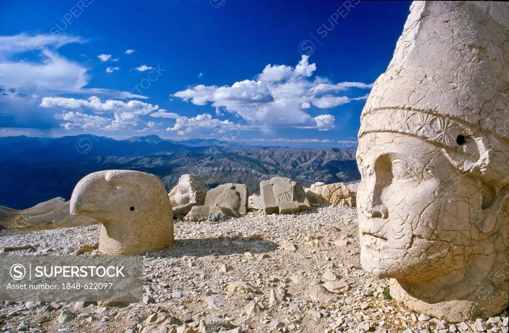 Nemrut Dagi, tomb-sanctuary of King Antiochus, flanked by huge statues built on a mountain top in Taurus Mountains, Adiyaman, Adiyaman, Turkey, Asia
