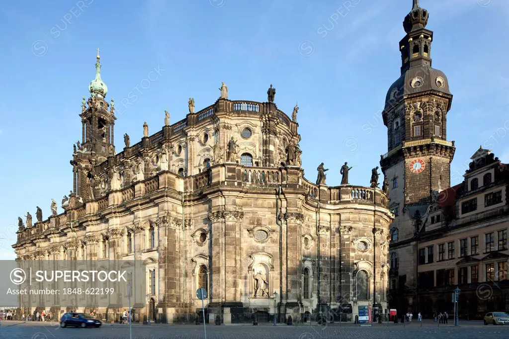 Catholic Church of the Royal Court of Saxony, Dresden Castle with Hausmannturm tower, Theaterplatz square, Dresden, Saxony, Germany, Europe, PublicGro...