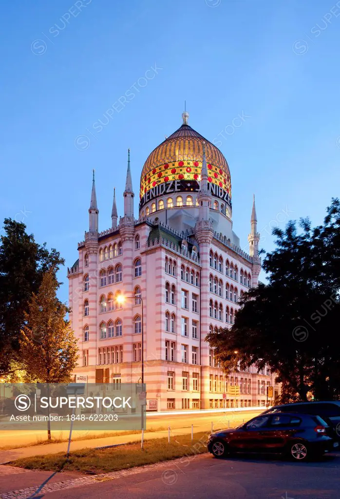 Yenidze building, a former cigarette factory building, built in the style of an oriental mosque, today an office building and restaurant, Dresden, Sax...