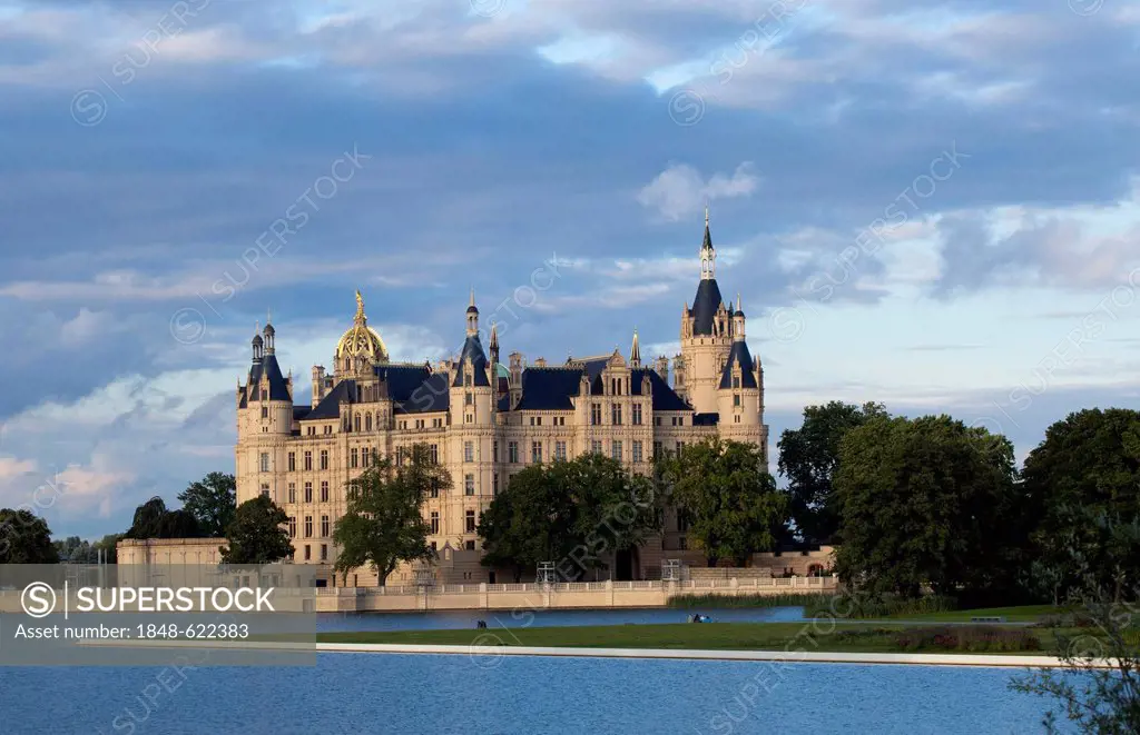 Schloss Schwerin Castle, Mecklenburg-Western Pomerania, Germany, Europe