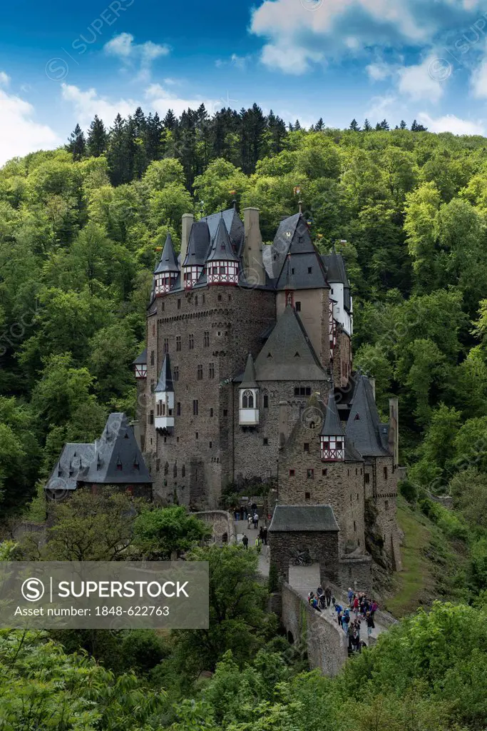 Burg Eltz Castle, hilltop castle, 12th Century, Wierschem, Eifel, Rhineland-Palatinate, Germany, Europe