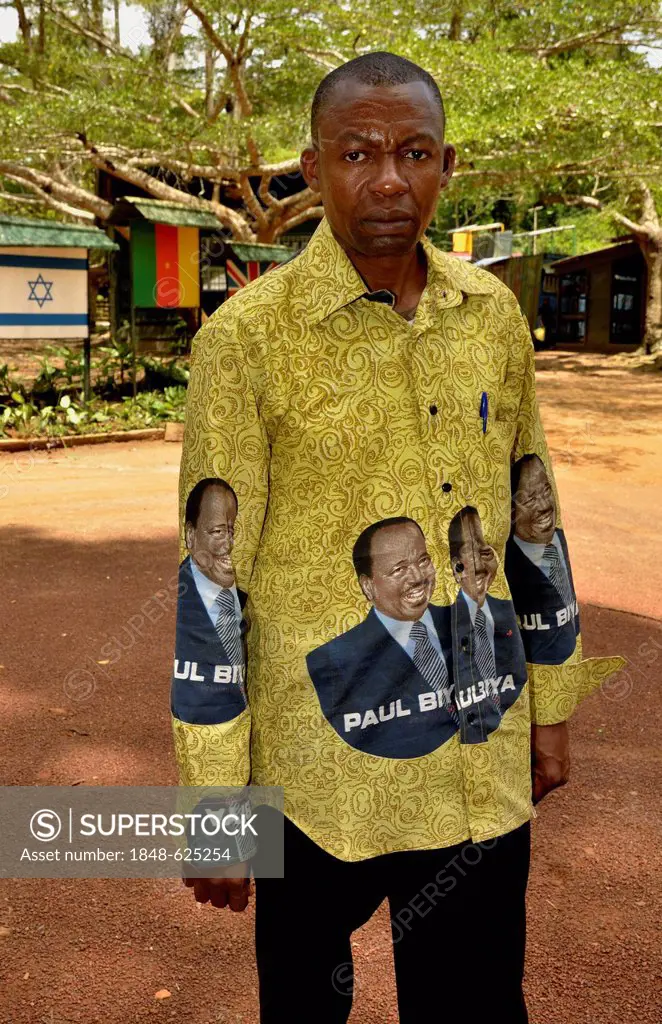 Local man wearing a shirt with the face of Paul Biya, the President of Cameroon, Cameroon, Central Africa, Africa