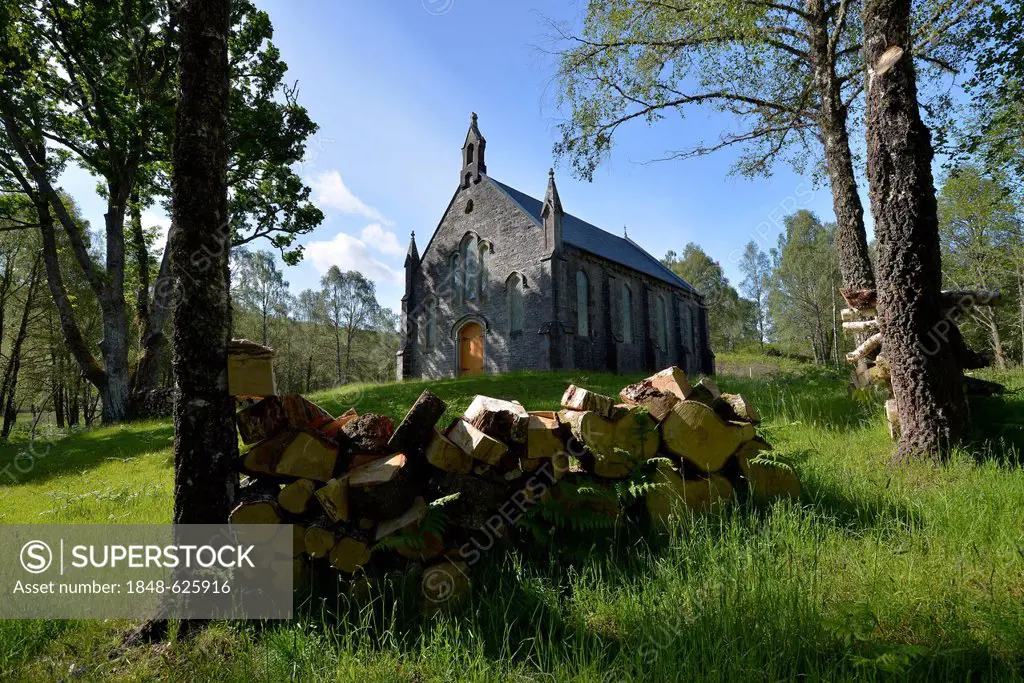Small Scottish church in the highlands of Glen Affric, Cannich near Inverness, Scotland, United Kingdom, Europe