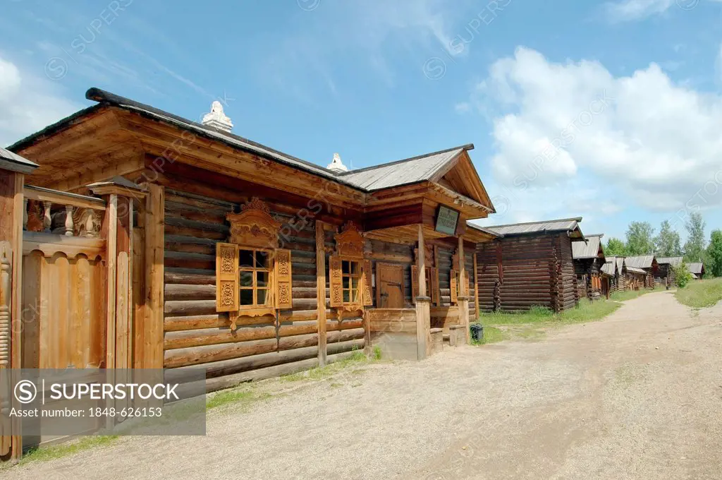 Wooden country estate, settlement of Talzy, Irkutsk region, Baikal, Siberia, Russian Federation, Eurasia