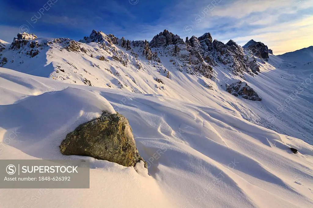 Mt Kalkkoegel in winter with snow formations, Axamer Lizum, Tyrol, Austria, Europe