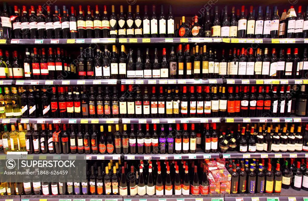 Beverage section, red wine, shelves, self-service, Germany, Europe