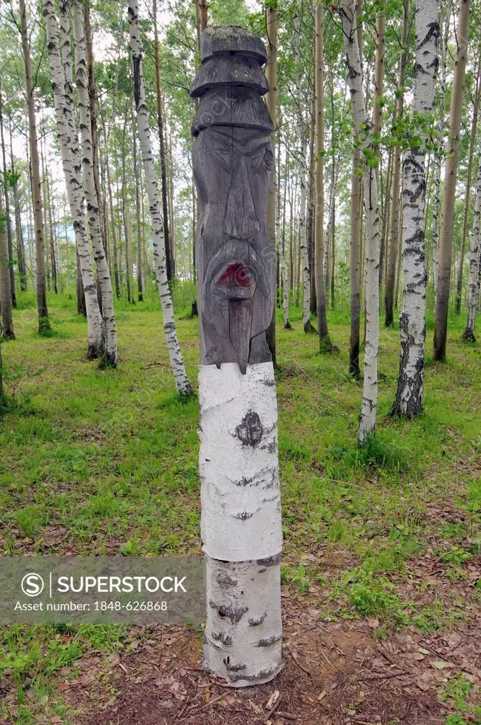 Wooden pole sculpture, Evenki settlement, Irkutsk region, Baikal, Siberia, Russian Federation, Eurasia
