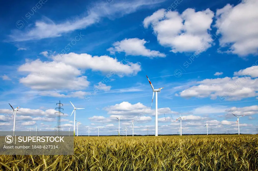 Wind turbines, wind power plant, wind farm, high voltage power lines, near Meerhof, North Rhine-Westphalia, Germany, Europe