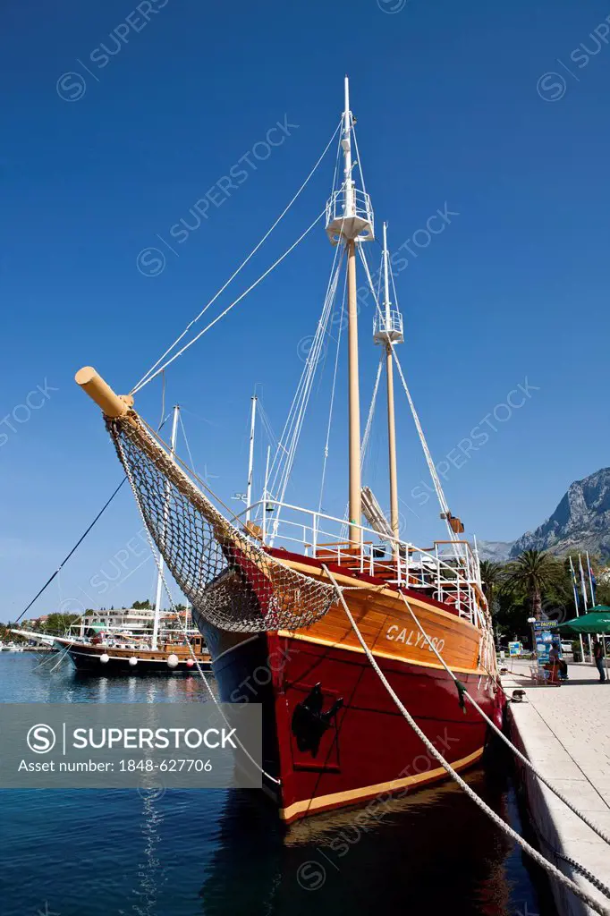 Cruise ship Calypso, two-master, Makarska, Makarska Riviera, Dalmatia, Croatia, Europe