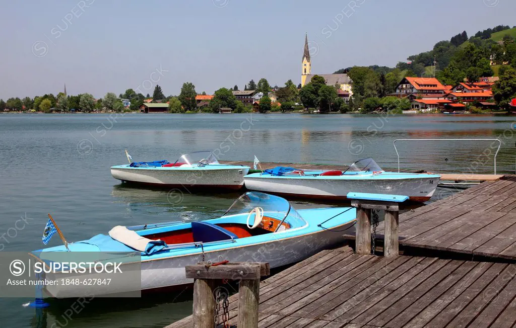Rental boats on lake Schliersee, Upper Bavaria, Bavaria, Germany, Europe