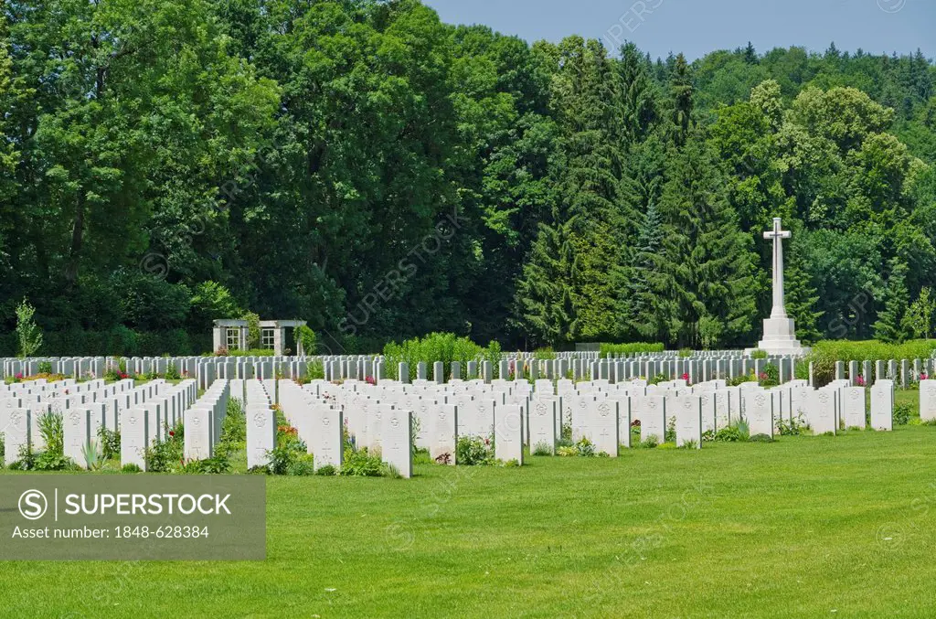 Durnbach War Cemetery, the final resting place for 2960 soldiers who died in WW2, Duernbach, Gmund am Tegernsee, Bavaria, Germany, Europe