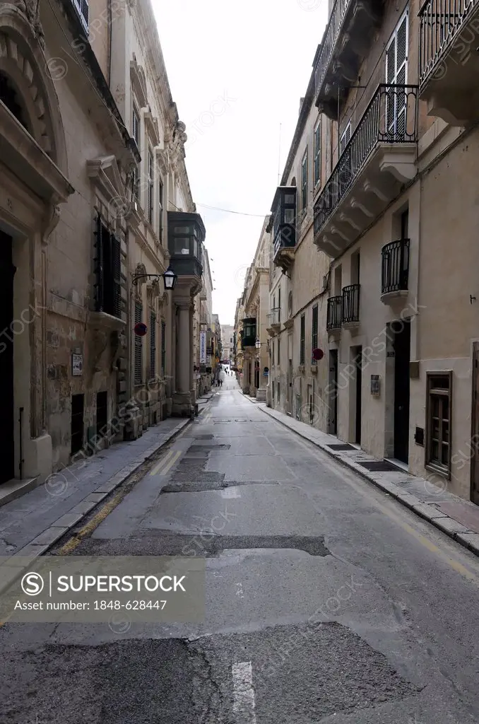 South Street, old town, Valletta, Malta, Europe