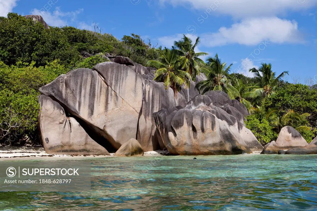 Granite blocks at Anse Source d'Argent, La Digue island, Seychelles, Africa, Indian Ocean