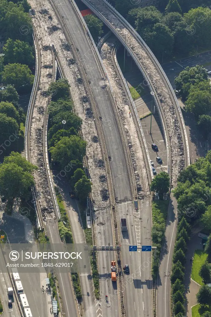 Aerial view, A40 motorway east of the Essen city tunnel, A40 motorway, B1 motorway, Ruhrschnellweg motorway, Essen, Ruhr area, North Rhine-Westphalia,...