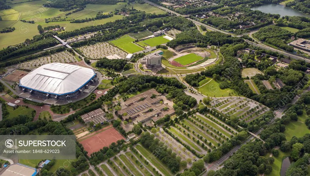 Aerial view, Bergerfeld, a comprehensive school and the technical emergency service, THW, Schalke, Veltins-Arena stadium, Gelsenkirchen, Ruhr area, No...