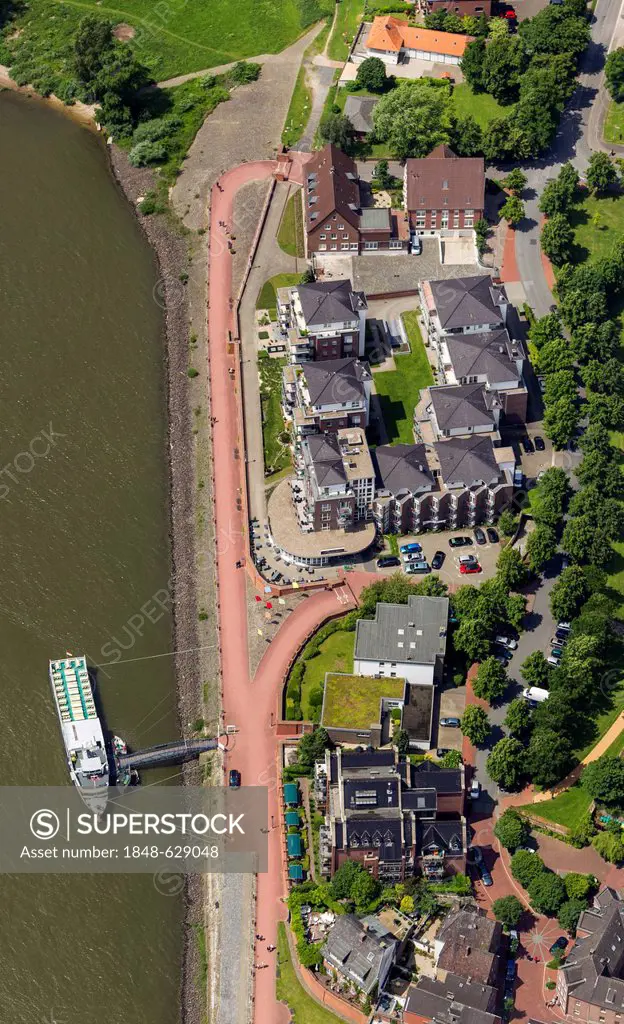 Aerial view, Rhine promenade, Rees, Lower Rhine area, North Rhine-Westphalia, Germany, Europe
