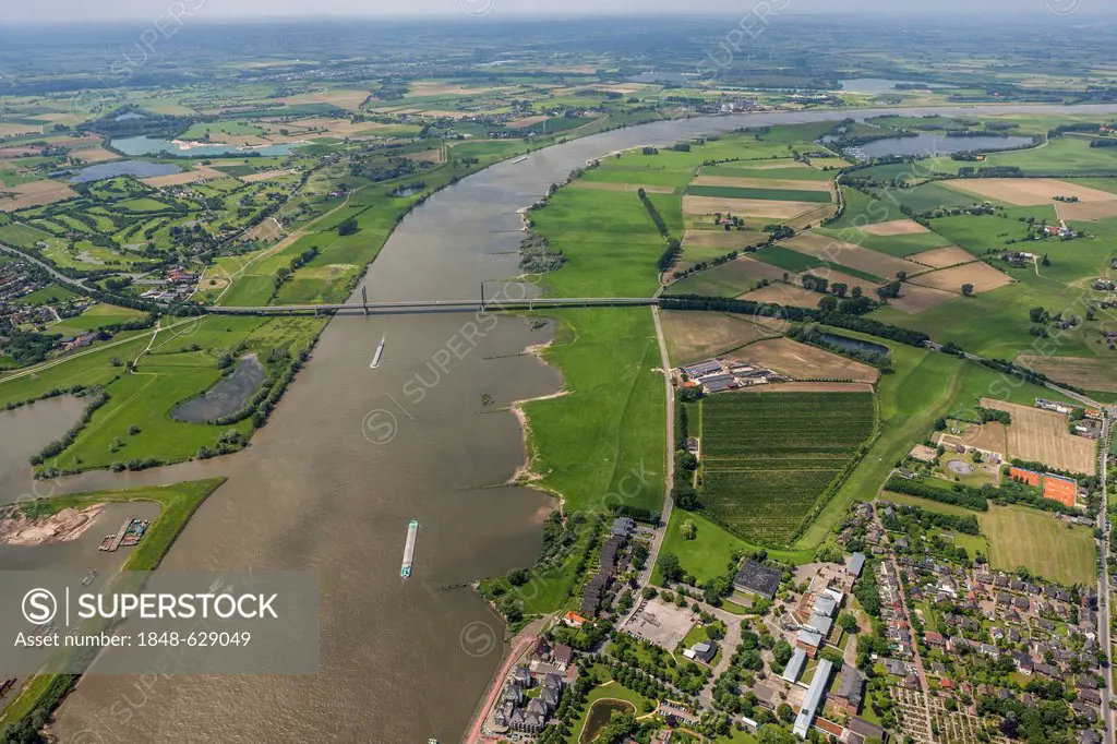 Aerial view, bridge over the Rhine at Rees, Lower Rhine region, North Rhine-Westphalia, Germany, Europe