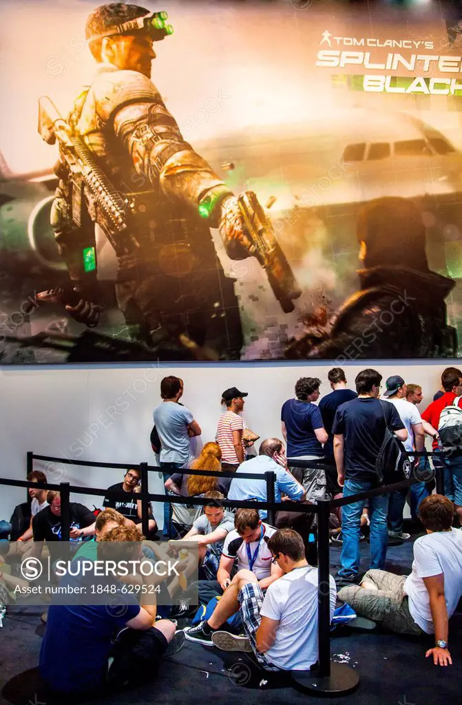 Visitors waiting up to 5 hours to be able to play a new video game, Gamescom, the world's largest trade fair for interactive consumer electronics, vid...