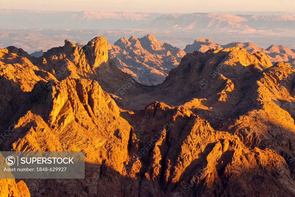 Panorama of Mount Sinai, Sinai Peninsula, Egypt, Africa