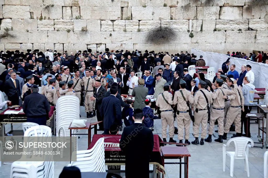 At the Wailing Wall, Western Wall, during Passover, Pesach, Jerusalem, Yerushalayim, Israel, Middle East