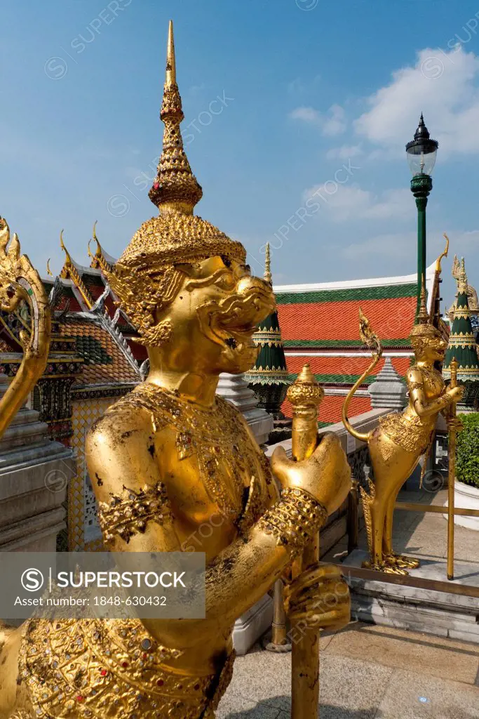 Golden figure in the Wat Phra Kaeo Temple, Bangkok, Thailand, Southeast Asia, Asia