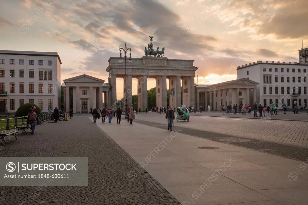 Brandenburg Gate and Pariser Platz, Berlin, Germany, Europe