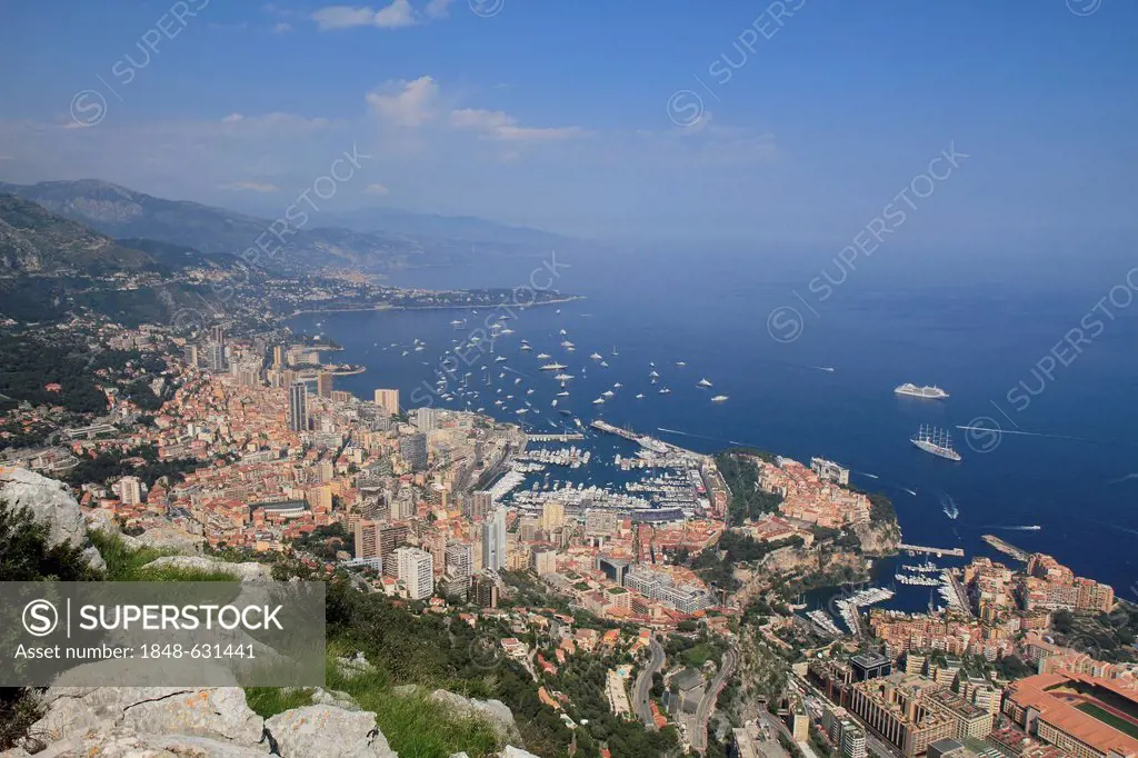 Principality of Monaco from the Tête du Chien, Côte d'Azur, Mediterranean, Europe