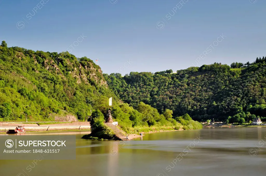 Loreley rock, Lorelei rock, Sankt Goarshausen, Upper Middle Rhine Valley, a Unesco World Heritage Site, Rhineland-Palatinate, Germany, Europe
