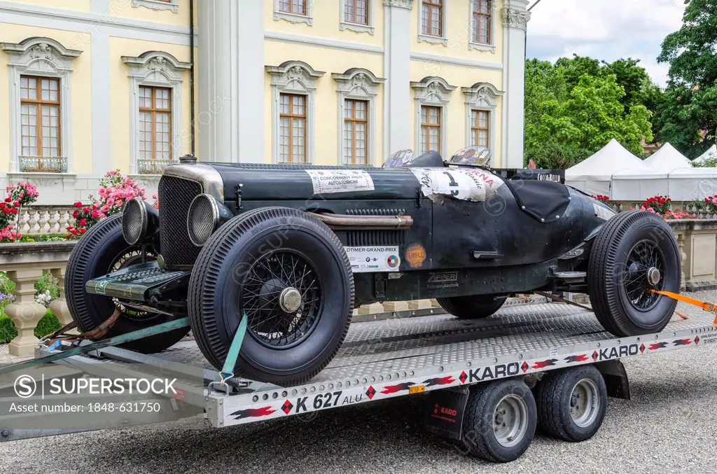 Historic racing car, Bentley 4 ¼, built in 1940, on a trailer, Classics meets Barock classic car meeting, Ludwigsburg Palace, administrative region of...