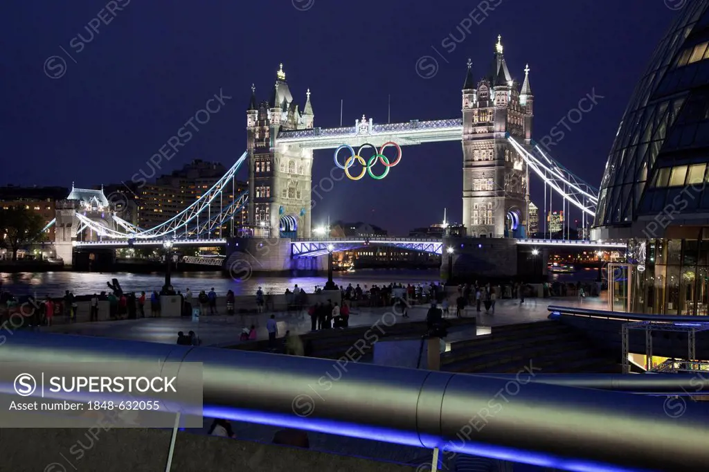 Illuminated Tower Bridge with the Olympic Rings to mark the Olympic Games in London in 2012, City Hall, right, London, England, United Kingdom, Europe