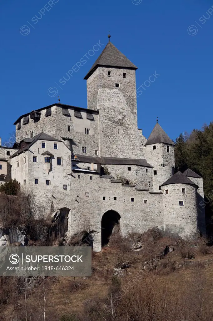 Castle Tures, Sand in Taufers, Campo Tures, Tauferer Tal valley, Valli di Tures, Alto Adige, Italy, Europe
