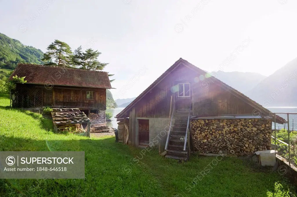 Traditional houses, Bauen, Lake Lucerne, canton of Uri, Switzerland, Europe