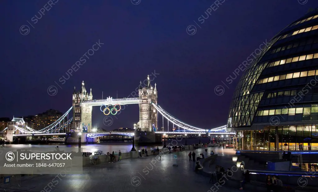 Illuminated Tower Bridge with the Olympic Rings to mark the Olympic Games in London in 2012, City Hall, right, London, England, United Kingdom, Europe